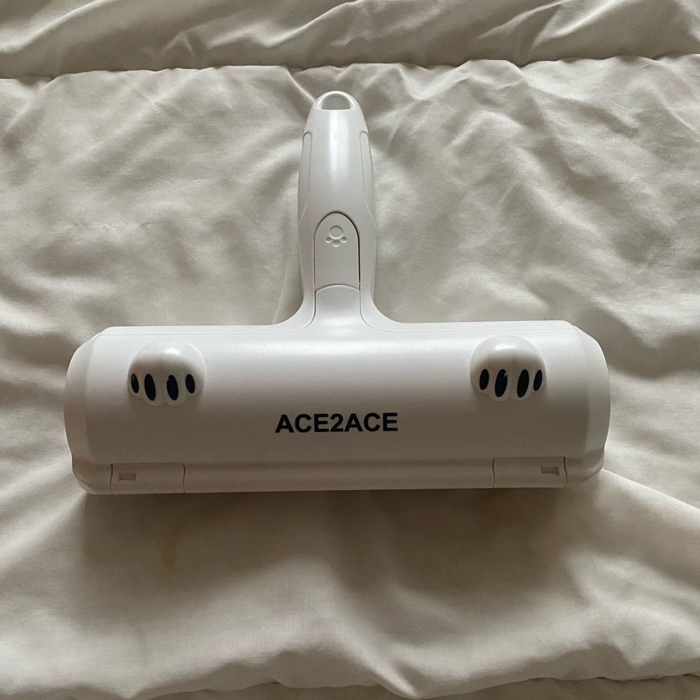 Pet Hair Remover Roller ACE2ACE Reusable Hair Remover Brush For Cats & Dogs